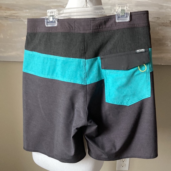 Rip Curl dark gray/teal performance board shorts - Picture 3 of 10
